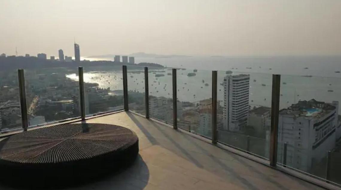 The Base Central Pattaya Quiet Room With Infinity Pool & Free Netflix Bagian luar foto